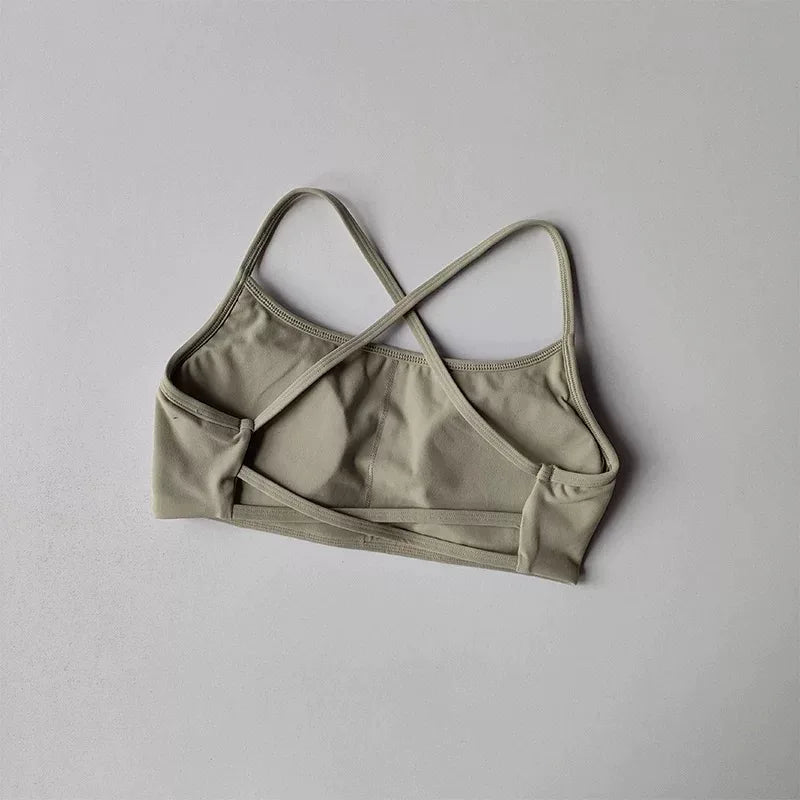 Seamless Cross-Back Sports Bra