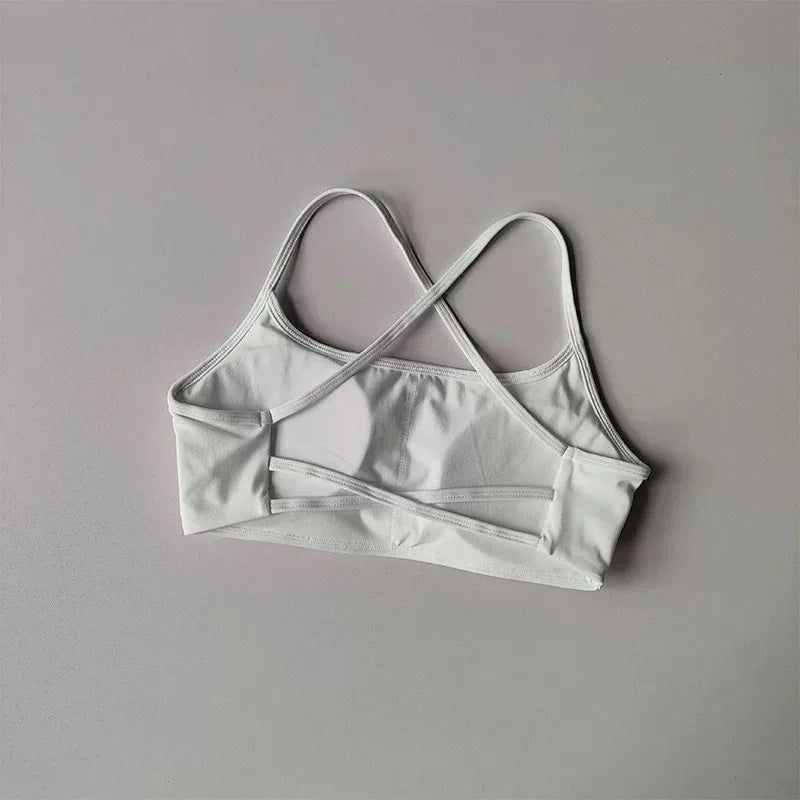 Seamless Cross-Back Sports Bra